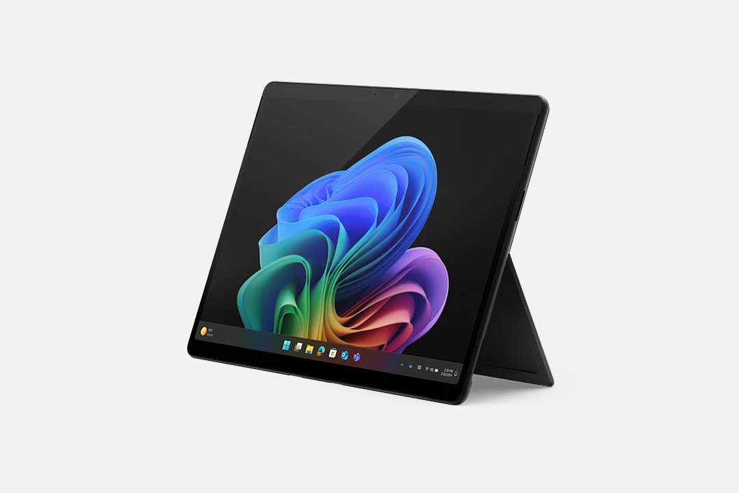 微软 Surface Pro 商用版, Windows 11 AI+ PC