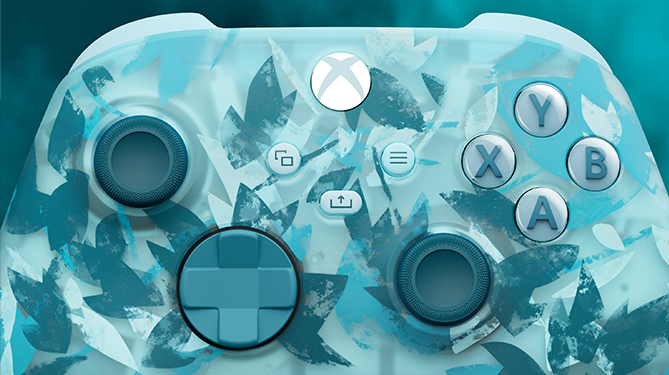 Xbox 无线控制器 – 冰霜之影特别版上分享、菜单和 Xbox 按钮按键的特写